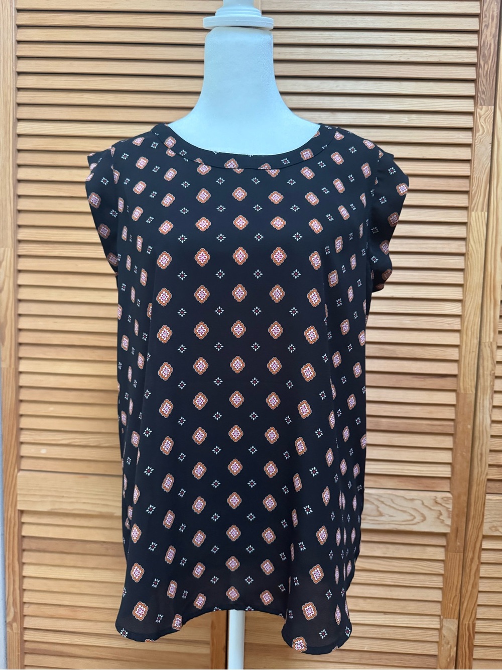 Pleione Black Geometric Medallion Blouse Top - Size Small Boho Office CasualChic